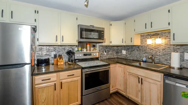 $429,500 | 6 East Pinnacle Road, Unit 6, Bridgton, ME 04009