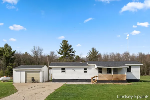 $340,000 | 4597 East 128th Street, Grant, MI 49327