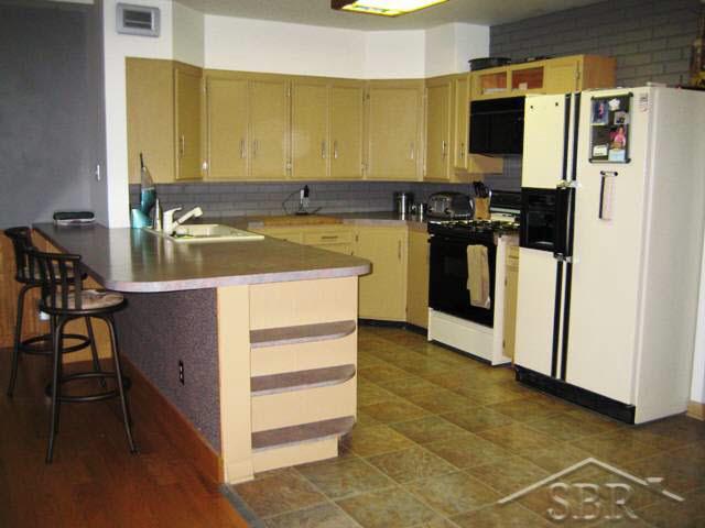 85 West Midland Road Auburn, MI 48611 - Photo 6 of 8 20034789-5.JPG