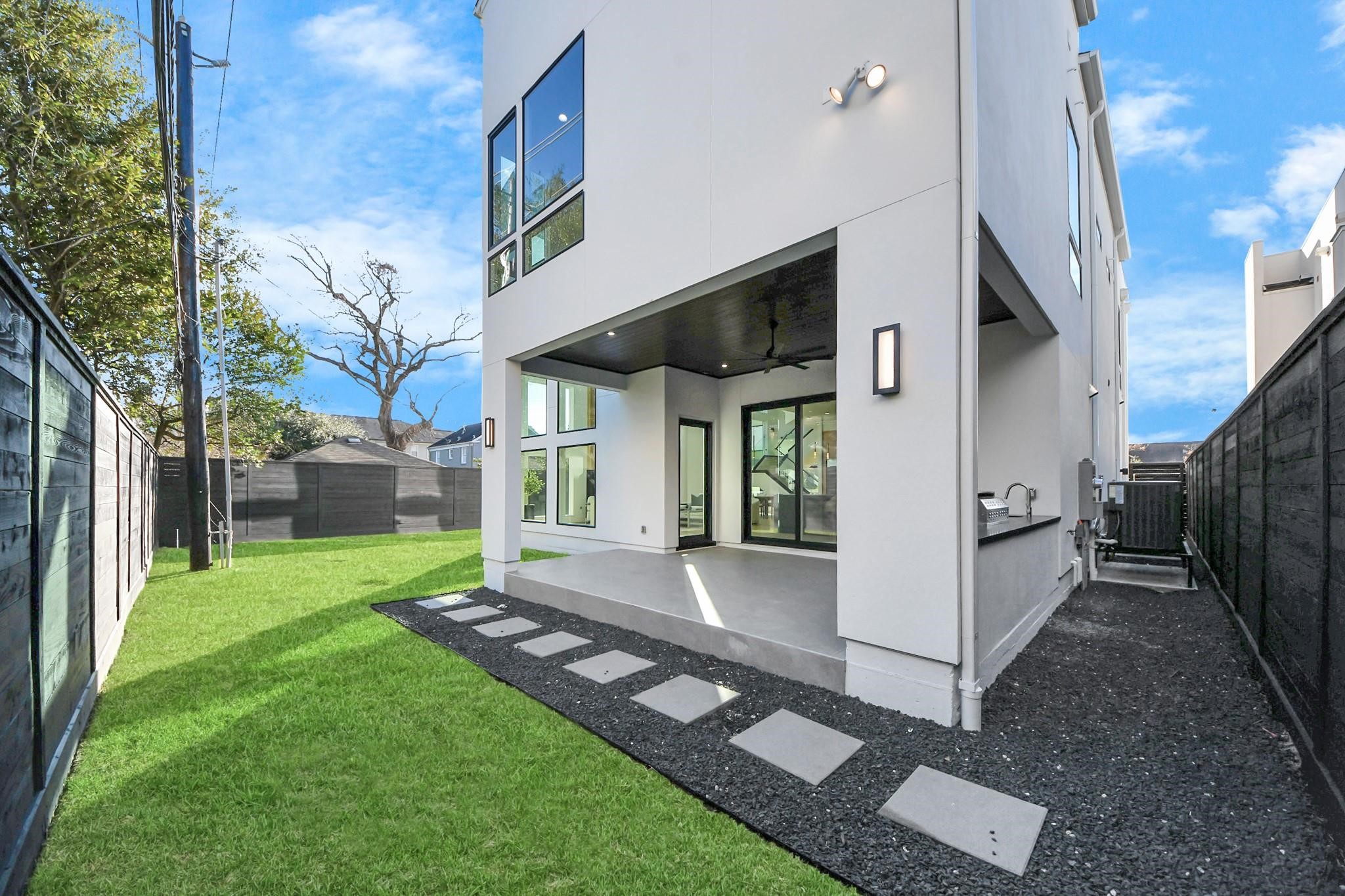 2232 Swift Boulevard Houston, TX 77030 - Photo 36 of 46