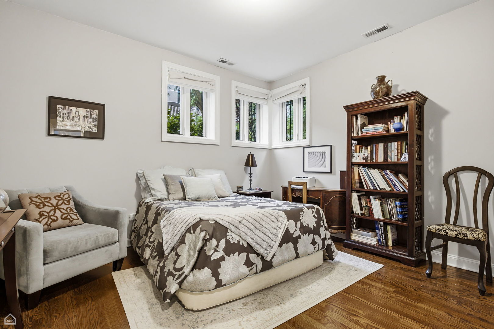 1310 West Roscoe Street Chicago, IL 60657 - Photo 40 of 48