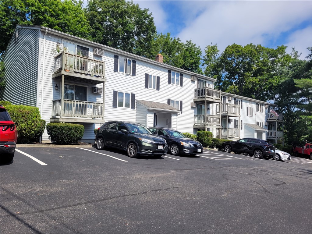 2 Angle Street, Unit 4 Lincoln, RI 02838 - Photo 2 of 15 Gallery Image 2