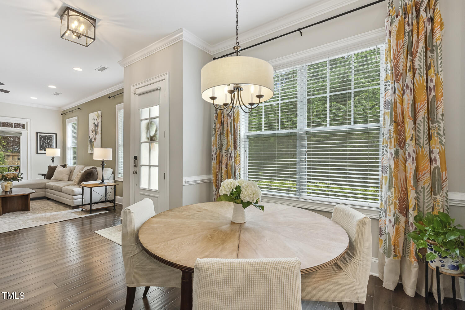 669 Fallon Grove Way Raleigh, NC 27608 - Photo 6 of 52
