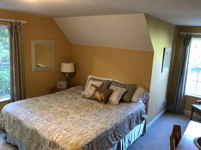 $614,000 | 15 Bootland Farm Road, Newton, NH 03858