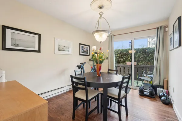 $425,000 | 668 Sierra Vista Lane, Valley Cottage, NY 10989