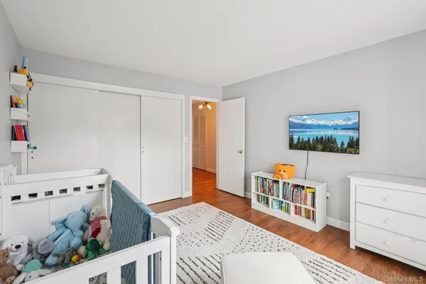 $425,000 | 668 Sierra Vista Lane, Valley Cottage, NY 10989