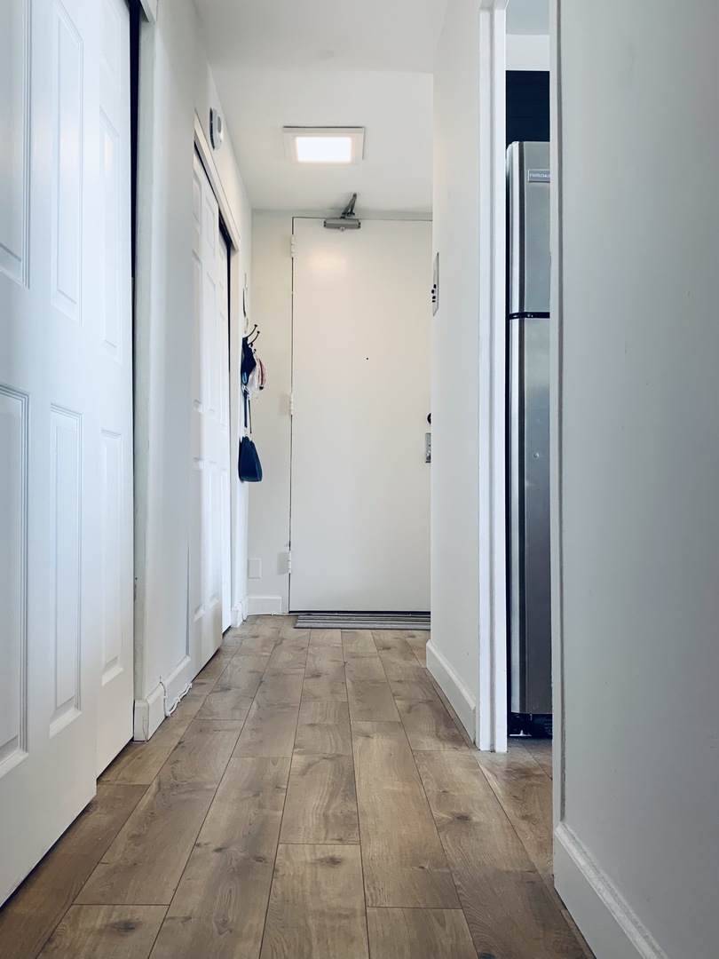 5701 North Sheridan Road, Unit 14B Chicago, IL 60660 - Photo 17 of 35