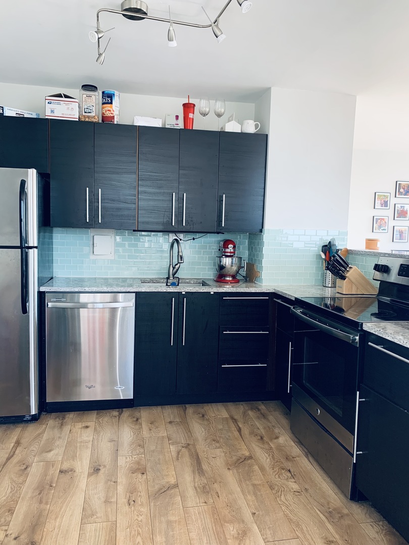 5701 North Sheridan Road, Unit 14B Chicago, IL 60660 - Photo 19 of 35