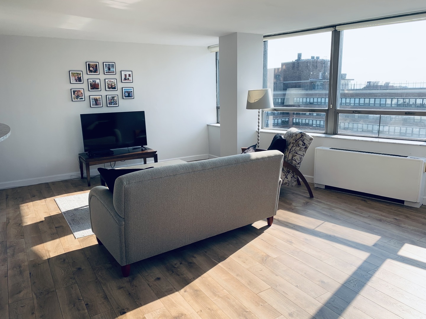 5701 North Sheridan Road, Unit 14B Chicago, IL 60660 - Photo 9 of 35