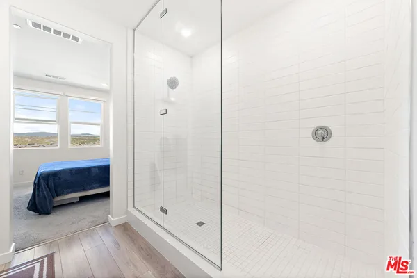 $649,000 | 27121 Vly Oak Place, Valencia, CA 91381