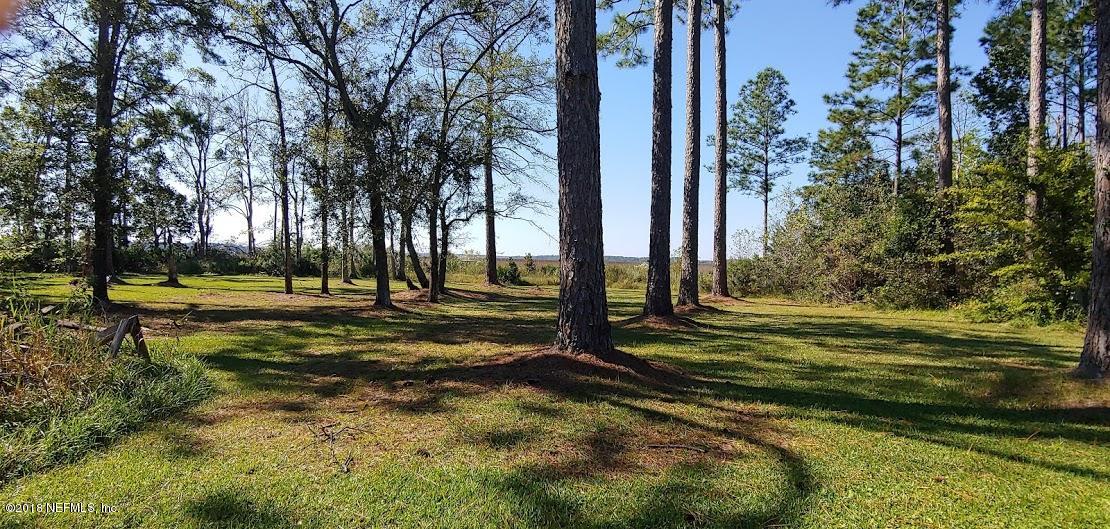 85049 Claxton Road Yulee, FL 32097 - Photo 10 of 37 back yard beyond fenced area