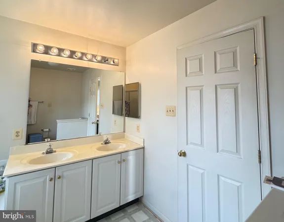 $720,000 | 8005 Somerville Lane, Elkridge, MD 21075