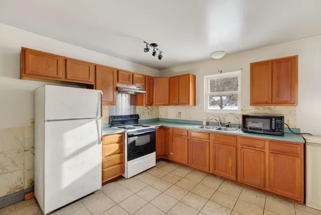 $150,000 | 37 Depot Street, Buckfield, ME 04220