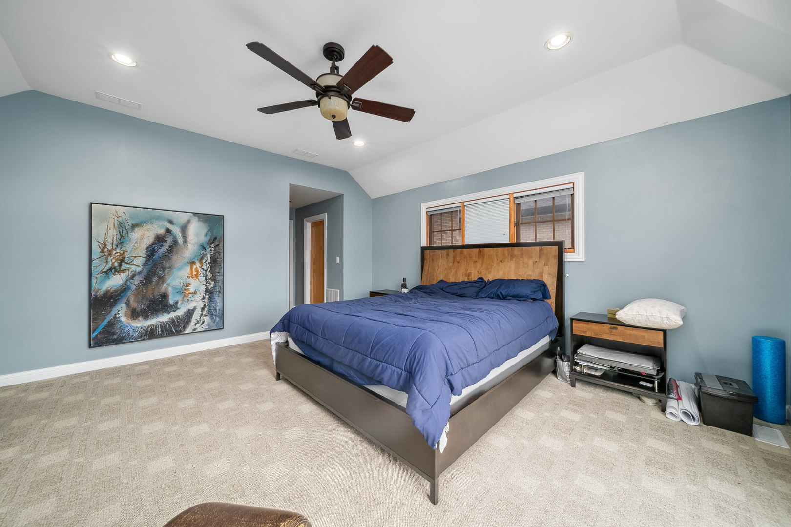 Undisclosed Address Park Ridge, IL 60068 - Photo 20 of 47 a bedroom with a bed and a painting on the wall