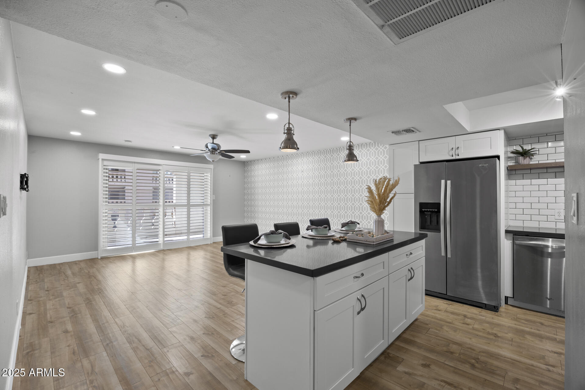 7960 East Camelback Road, Unit 309 Scottsdale, AZ 85251 - Photo 7 of 29 Open & Welcoming!