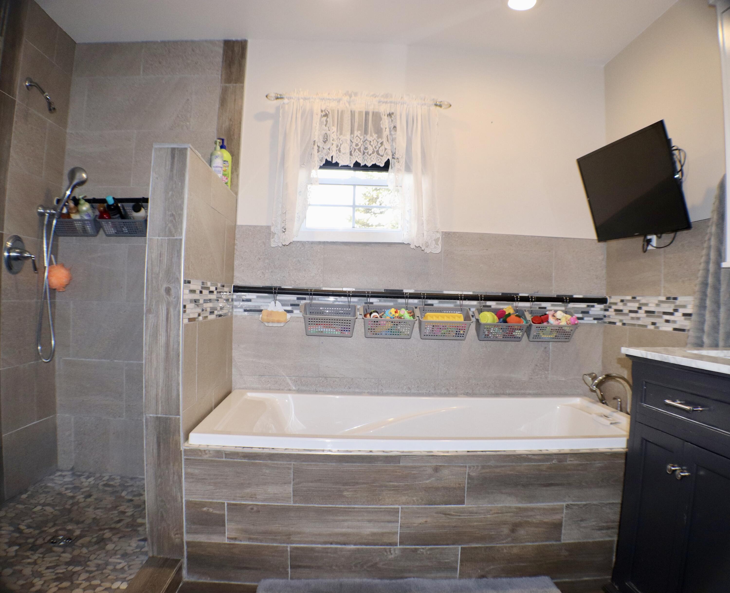 808 Clintonville Road Peru, NY 12972 - Photo 24 of 34