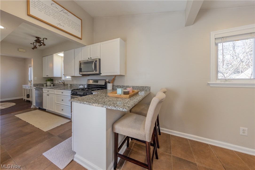 1603 Roselawn Road Cleveland, OH 44124 - Photo 12 of 35 Gallery Image 12
