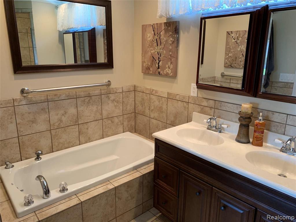 7497 Birchcrest Road Lexington, MI 48450 - Photo 31 of 40