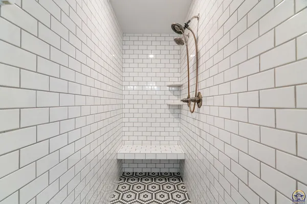 $450,000 | 7700 Southwest 24th Terrace, Topeka, KS 66614