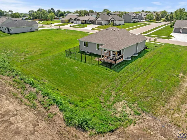 $460,000 | 7700 Southwest 24th Terrace, Topeka, KS 66614