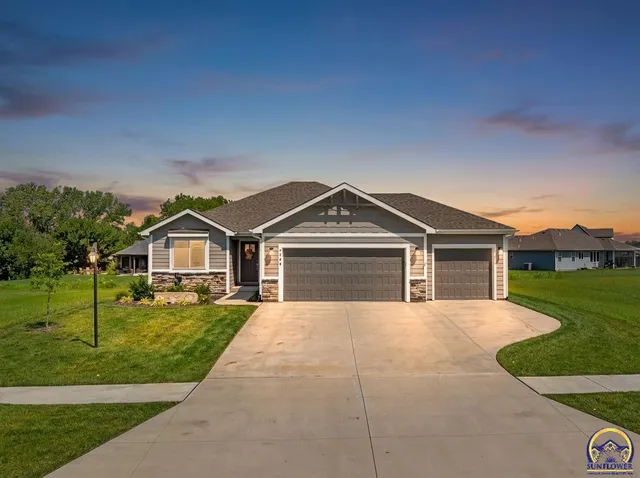 $460,000 | 7700 Southwest 24th Terrace, Topeka, KS 66614