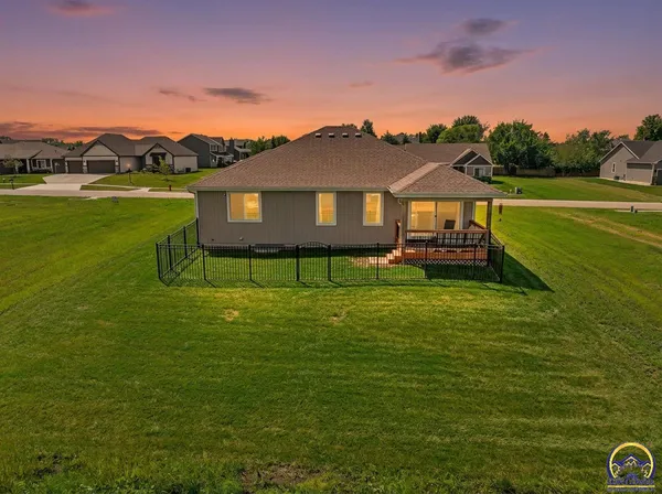 $450,000 | 7700 Southwest 24th Terrace, Topeka, KS 66614