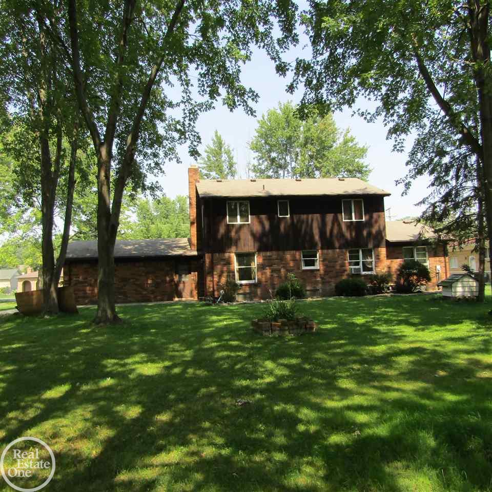 48978 Callens Road New Baltimore, MI 48047 - Photo 44 of 47 31329273-43.JPG