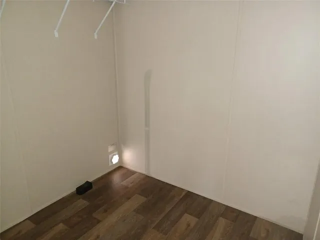 $1,100 | 139 Wedgewood Drive, Gun Barrel City, TX 75156