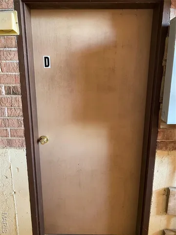 $140,000 | 5267 Cedarstone Court, Unit D, St. Louis, MO 63129