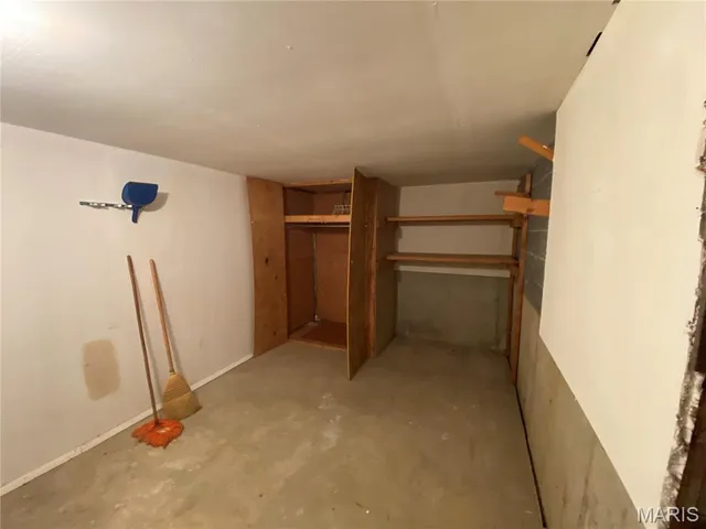 $140,000 | 5267 Cedarstone Court, Unit D, St. Louis, MO 63129