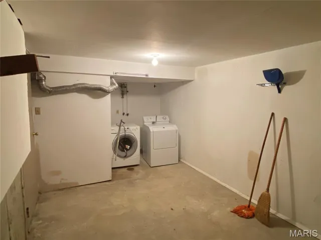 $140,000 | 5267 Cedarstone Court, Unit D, St. Louis, MO 63129