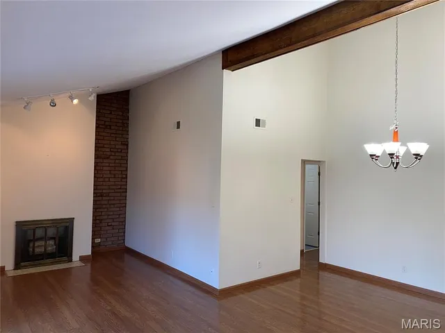 $140,000 | 5267 Cedarstone Court, Unit D, St. Louis, MO 63129