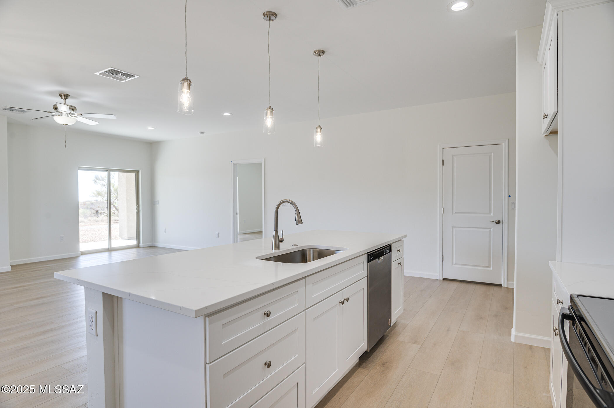 401 North Vail View Road Vail, AZ 85641 - Photo 23 of 49 Gallery Image 23
