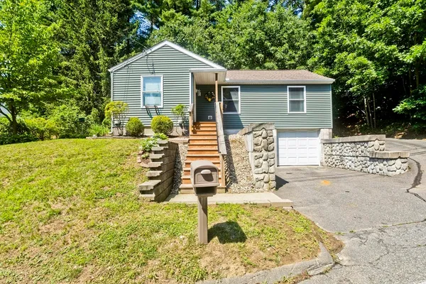 $299,900 | 76 Bethany Road, Monson, MA 01057