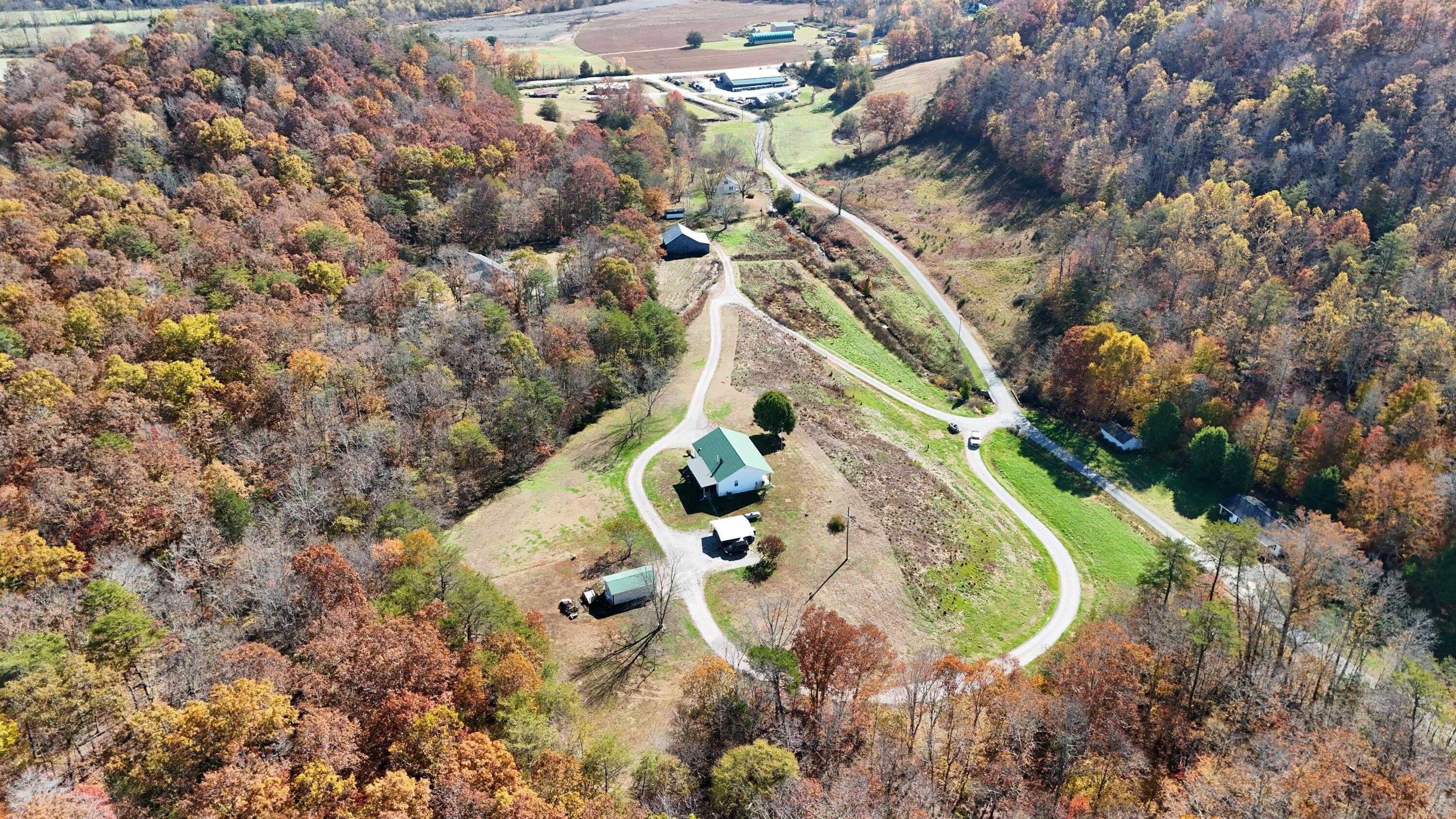 286 East Doe Creek Road Liberty, KY 42539 - Photo 6 of 62 DJI_20251104111007_0033_D
