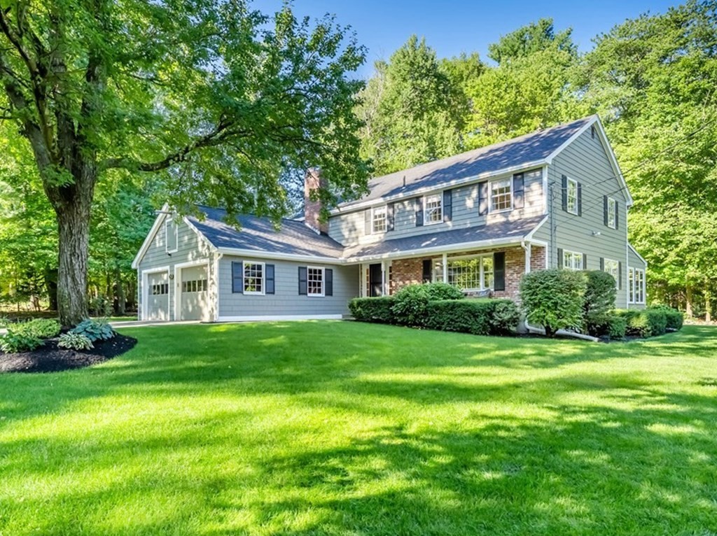 25 Hemlock Road Andover, MA 01810 - Photo 1 of 42 Gallery Image 1