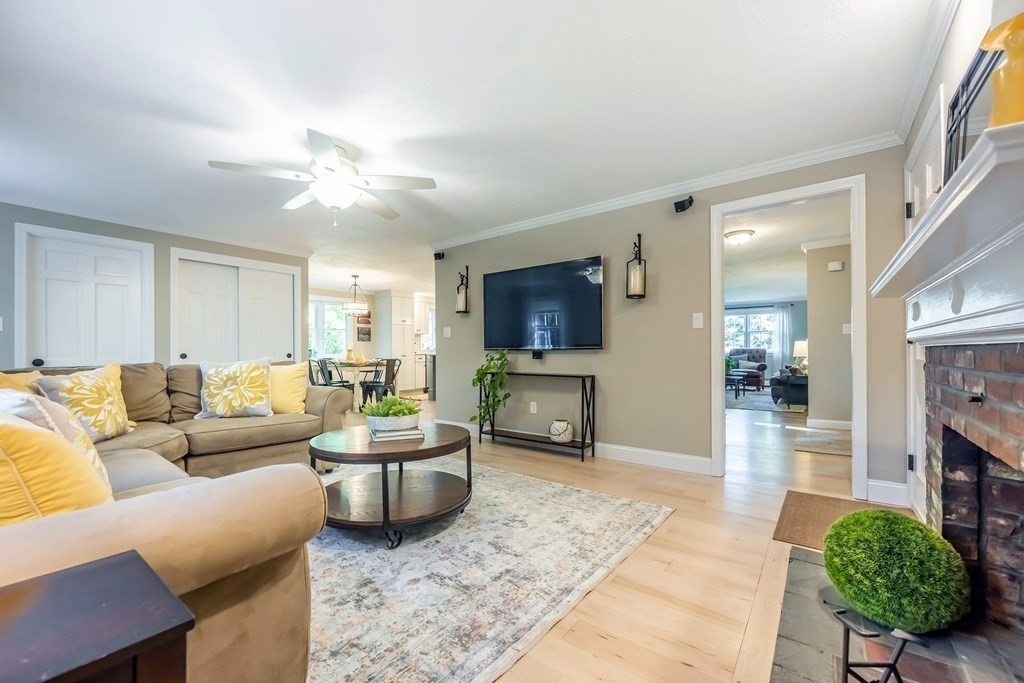 25 Hemlock Road Andover, MA 01810 - Photo 20 of 42 Gallery Image 20