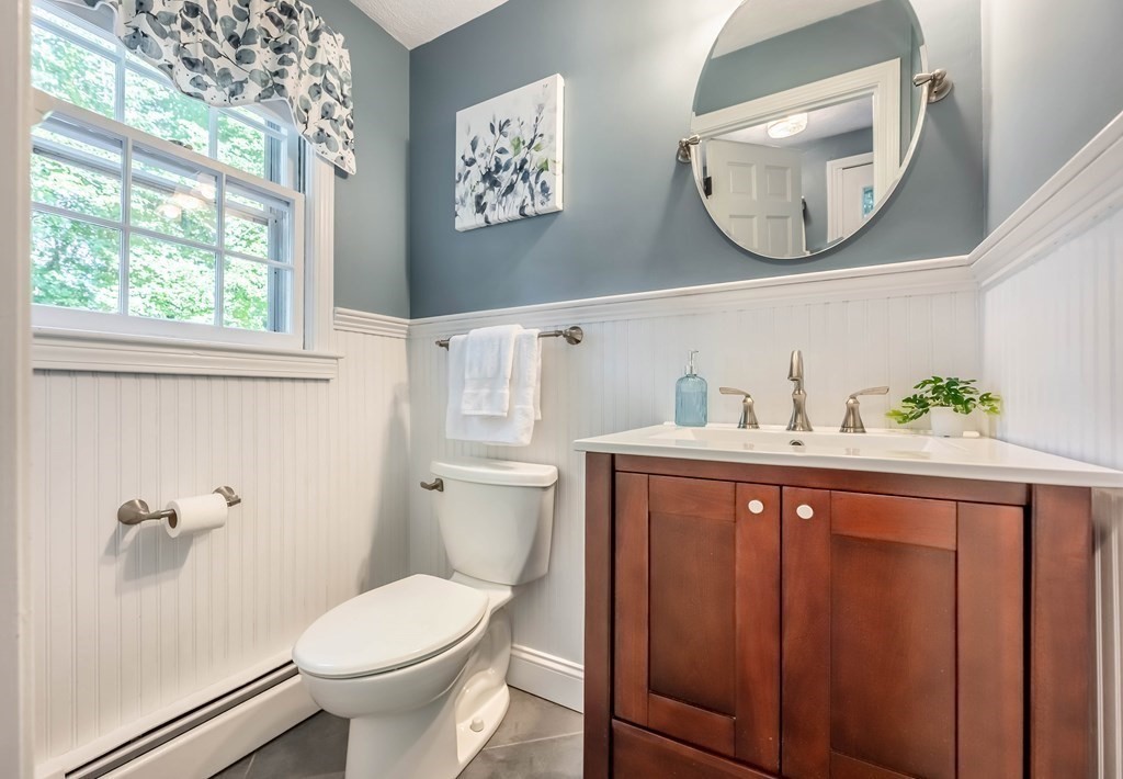 25 Hemlock Road Andover, MA 01810 - Photo 23 of 42 Gallery Image 23