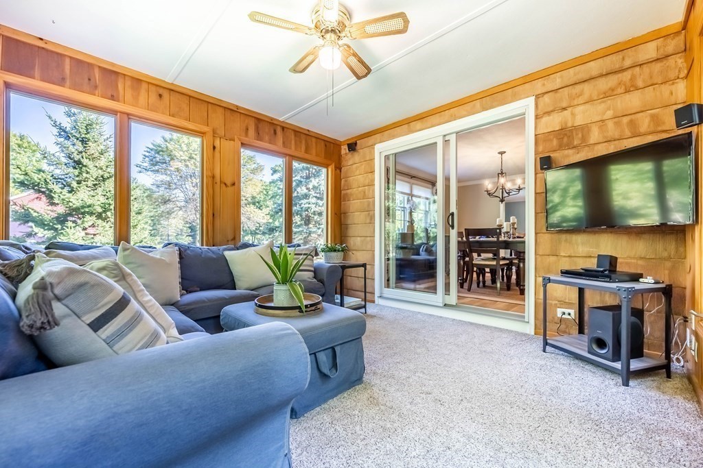 25 Hemlock Road Andover, MA 01810 - Photo 9 of 42 Gallery Image 9