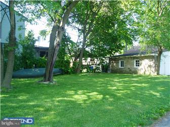 189 Fairview Road Woodlyn, PA 19094 - Photo 8 of 12 Gallery Image 8