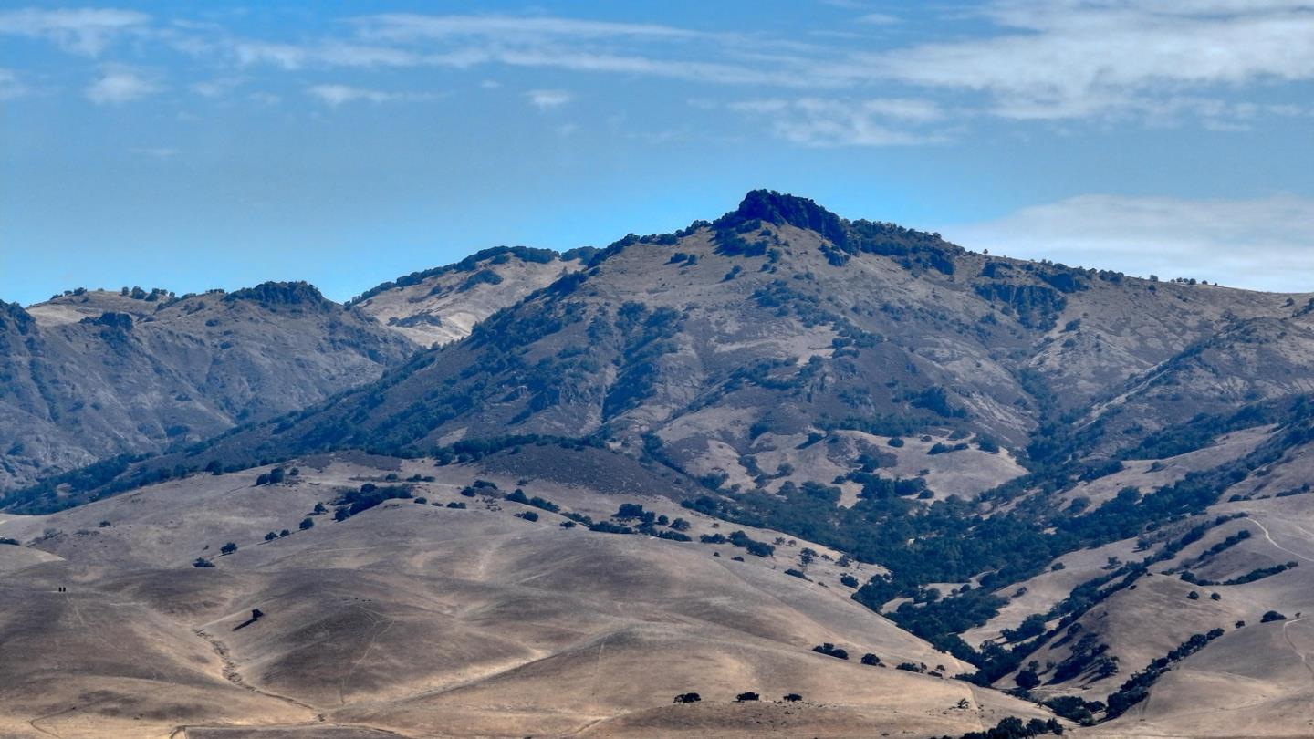 1080 Best Road Hollister, CA 95023 - Photo 10 of 71