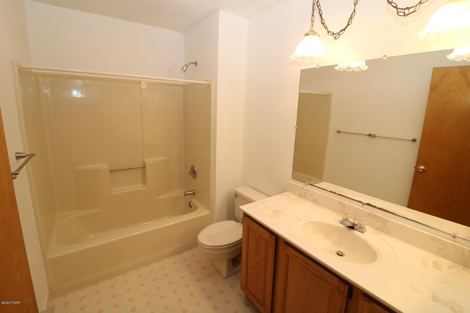 1034 Fernwood Road Lake Ariel, PA 18436 - Photo 29 of 46