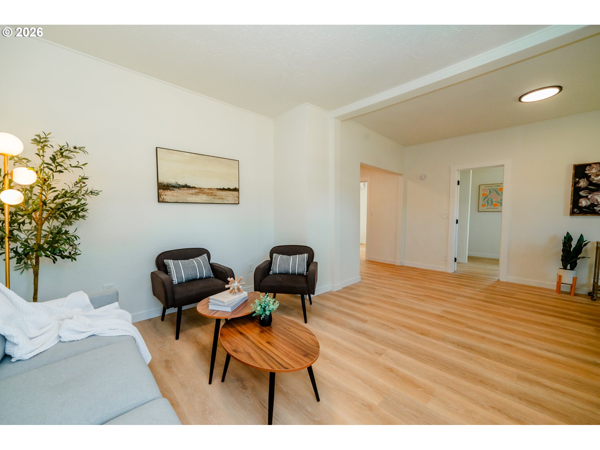 6800 Southeast Duke Street Portland, OR 97206 - Photo 4 of 25