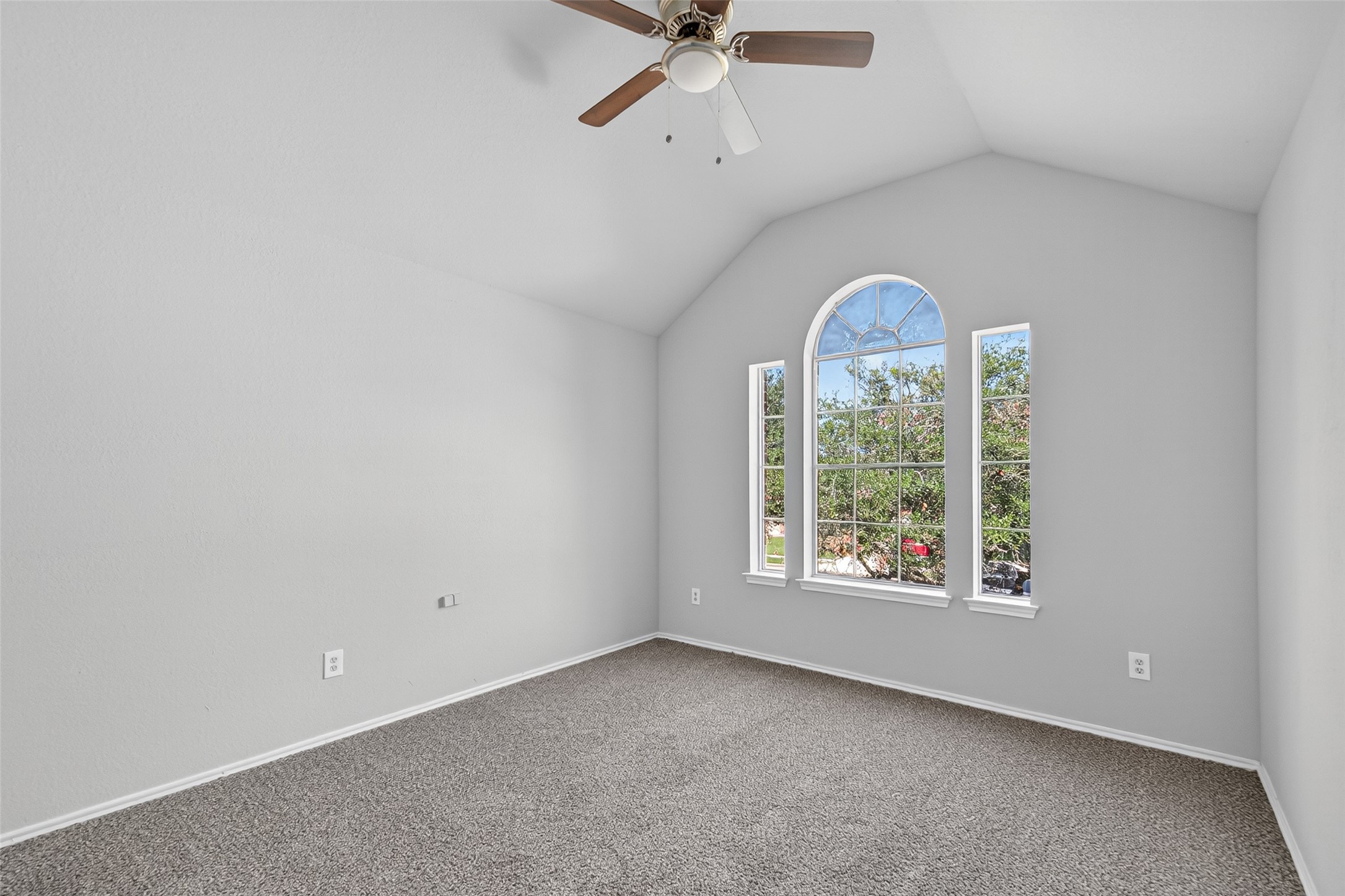 7926 Sundance Court Baytown, TX 77521 - Photo 13 of 32 an empty room with a window