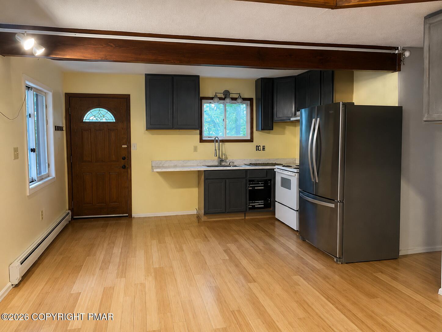 175 Salisbury Road Bushkill, PA 18324 - Photo 4 of 13 175 Salisbury (3)