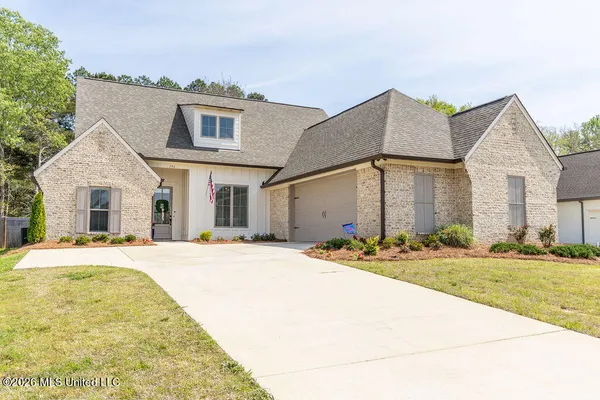 $416,000 | 196 Sweetbriar Circle, Canton, MS 39046