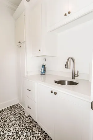 $416,000 | 196 Sweetbriar Circle, Canton, MS 39046