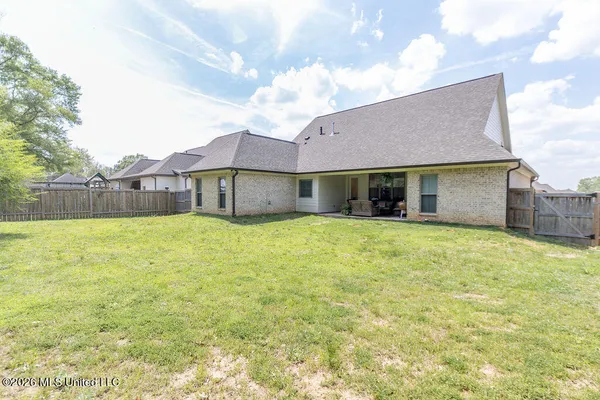 $416,000 | 196 Sweetbriar Circle, Canton, MS 39046