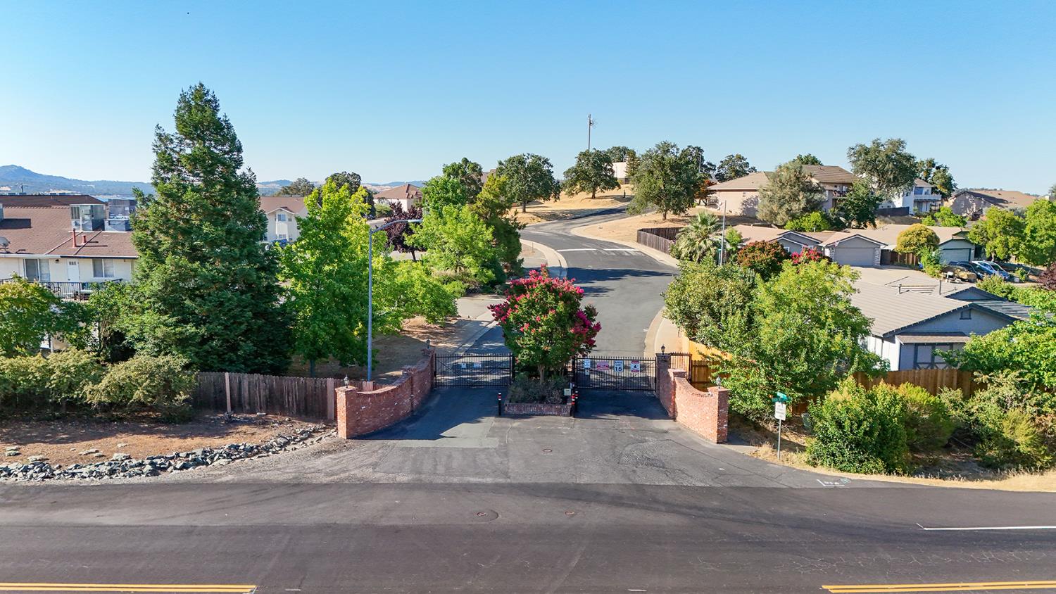 1116 Paradise Peak Road Valley Springs, CA 95252 - Photo 2 of 18 front view of a house with a yard