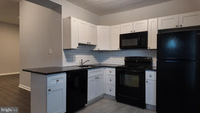 $1,650 | 105 South Morton Avenue, Rutledge, PA 19070